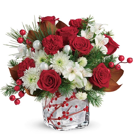 Wondrous Winterberry Bouquet-4249