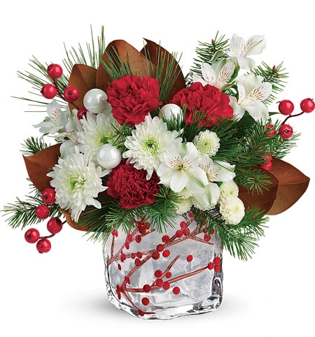 Wondrous Winterberry Bouquet-4250